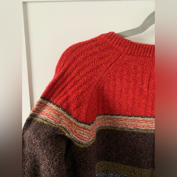 Lambswool Crewneck Warm Boyfriend Sweater, ROOTS Canada, Autumn Outerwear, L - Picture 5 of 14